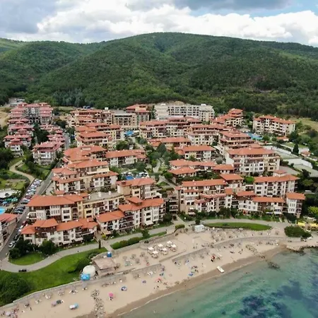 апартамент ния, райска градина / Garden Of Eden Sveti Vlas