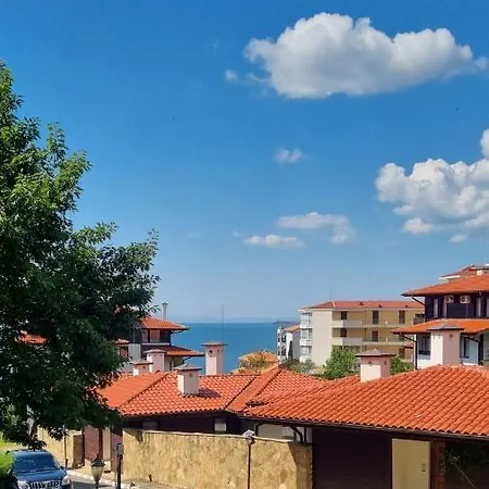 Apartment апартамент ния, райска градина / Garden Of Eden Sveti Vlas