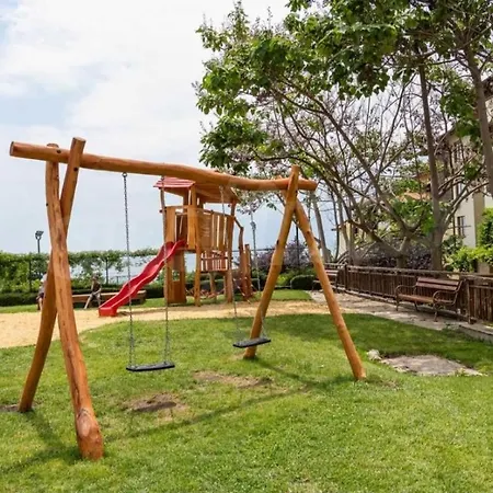 апартамент ния, райска градина / Garden Of Eden Apartment Sveti Vlas