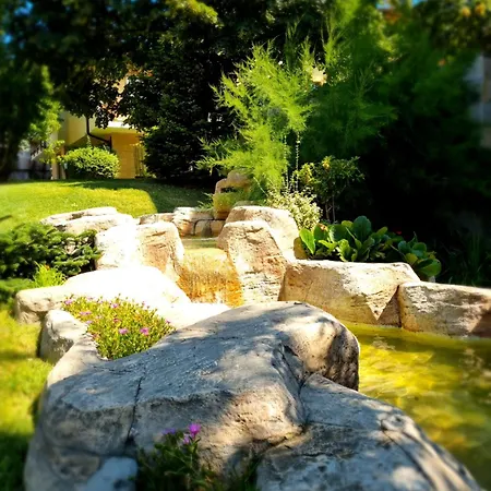 апартамент ния, райска градина / Garden Of Eden Apartment Sveti Vlas