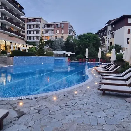 апартамент ния, райска градина / Garden Of Eden * Sveti Vlas